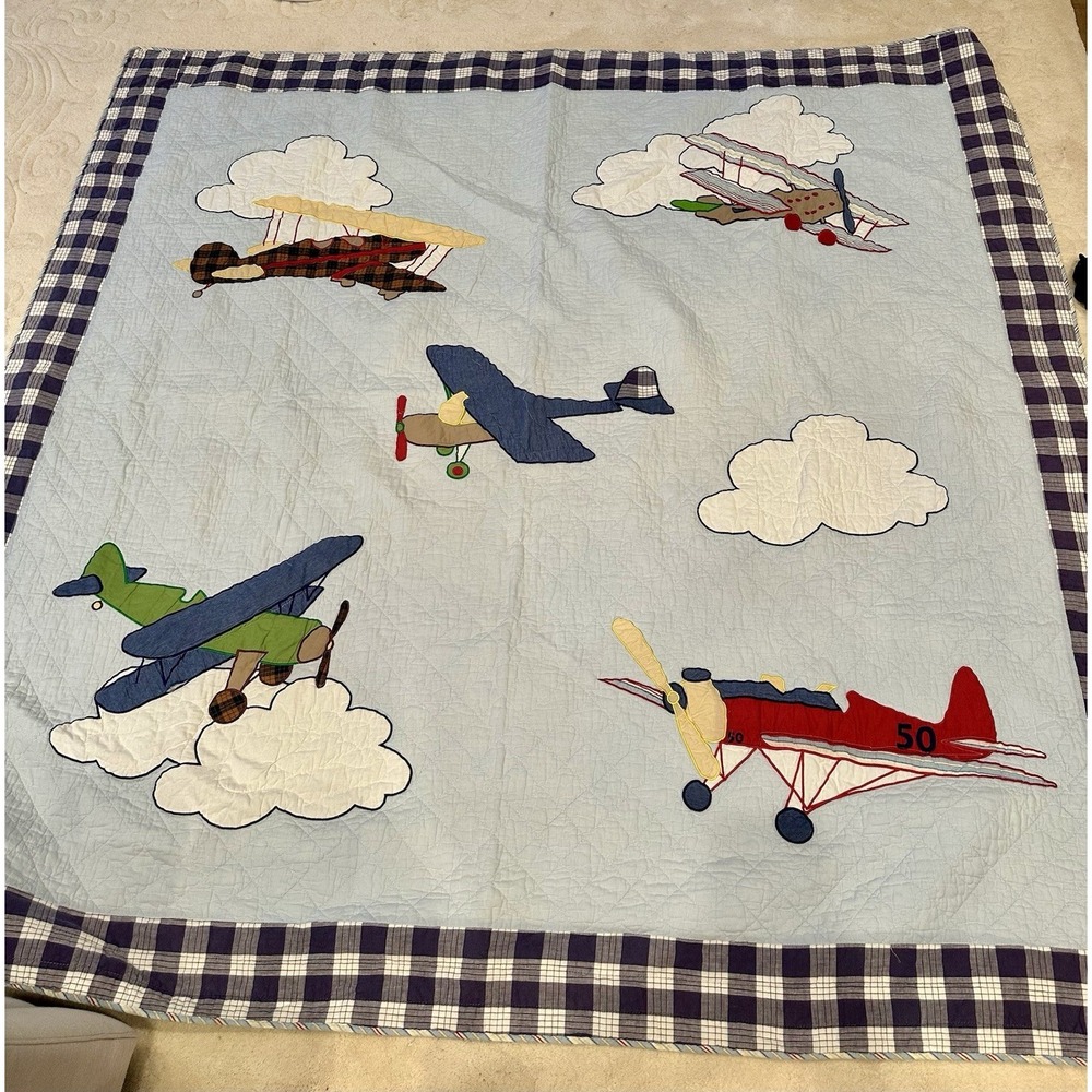 100% Cotton Quilt Vintage Airplanes Full/Queen Size 85 x 82 Reversible Quilt